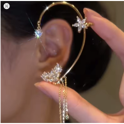 حلق الاذن الرائع تالقي كريستال